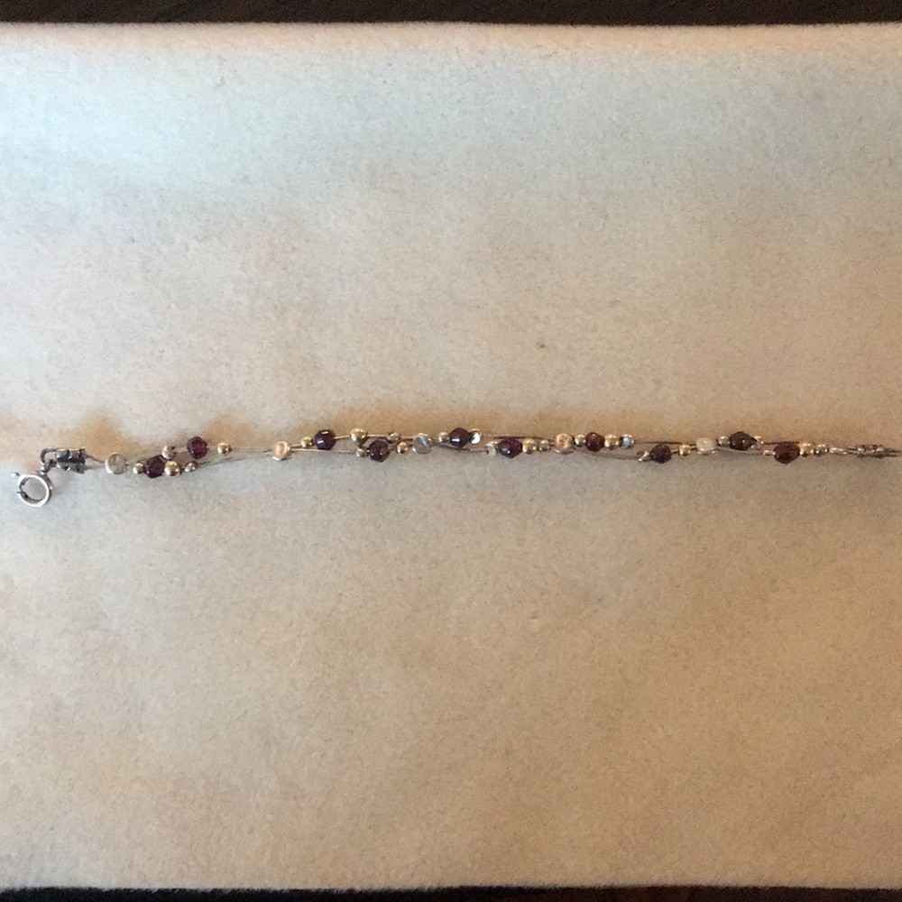Handmade silver, garnet beaded bracelet 7 3/4”